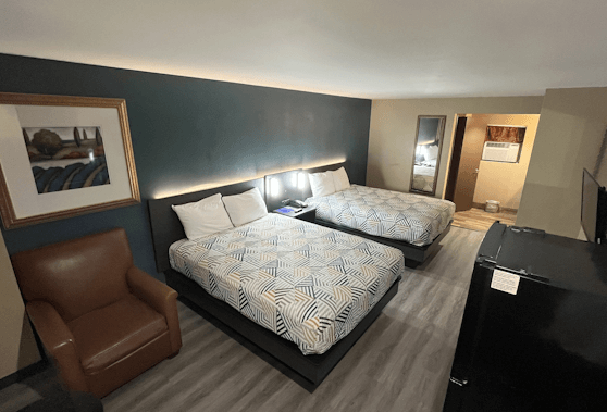 Snyder Motels:Room